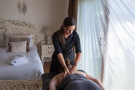 Intimate massage Escort Kopavogur